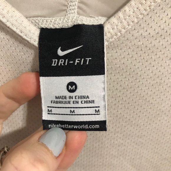 Nike Dry Fit tee - Picture 4 of 11